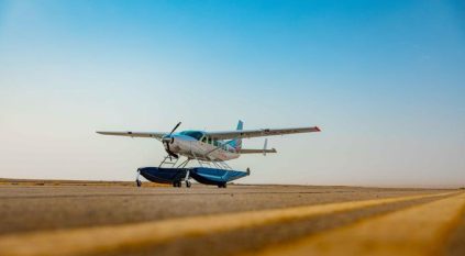 فلاي رد سي أول شركة طائرات مائية في السعودية