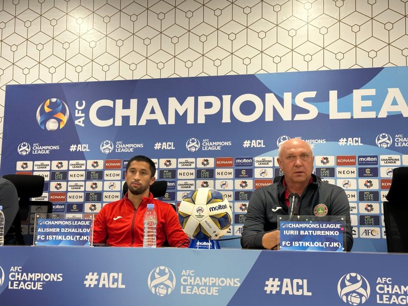 يوري باتورينكو مدرب استقلال دوشنبه