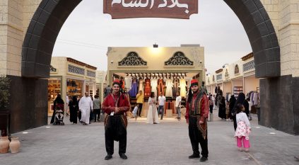 موسم الرياض يتيح لزواره التنقل بين دروب بلاد الشام العتيقة