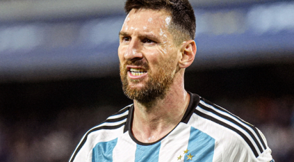ليونيل ميسي لـ لاعبي أوروجواي: احترموا أنفسكم !