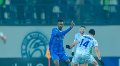 الهلال يصعد لثمن نهائي دوري أبطال آسيا بثنائية في نافباخور
