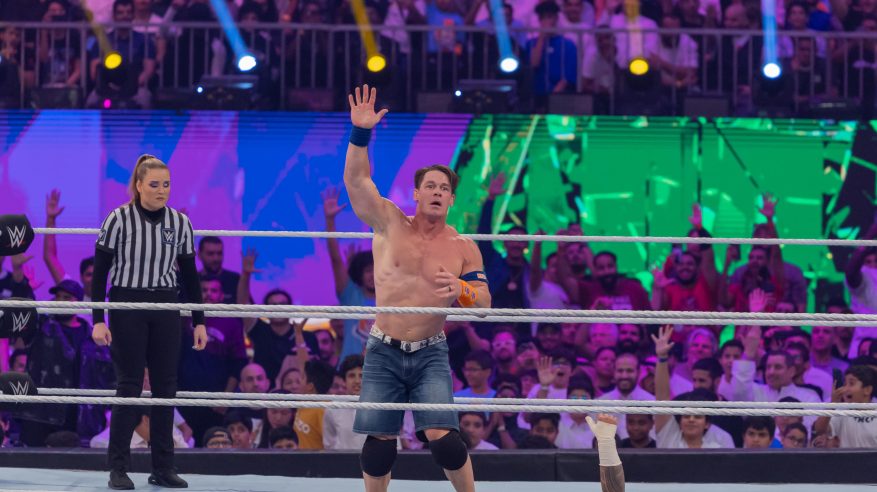 في نزالات WWE بالرياض.. جون سينا يخسر ورومان يحافظ على لقب يونيفرسال