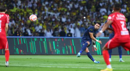 النصر يُنهي تعاقده مع أليكس تيليس رسميًا