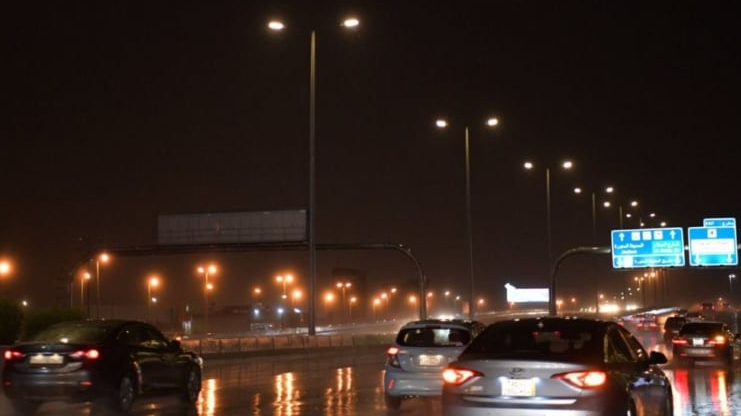 4 آلاف عامل و1800 معدة لمواجهة الحالة المطرية في جدة