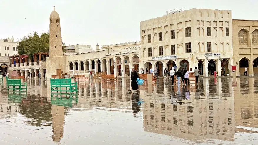 الأمطار تغرق سوق واقف في الدوحة
