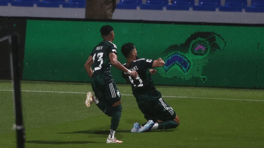 جيسوس يعلن تشكيل الهلال لمواجهة نافباخور