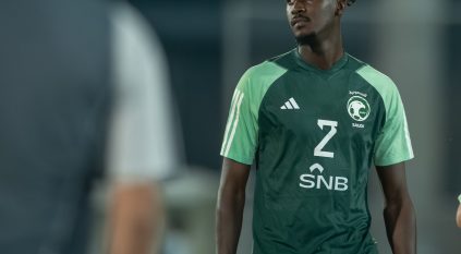 إشادة بانطلاقة عون السلولي مع المنتخب السعودي