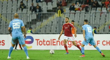 التعادل السلبي يورط الأهلي ضد بلوزداد