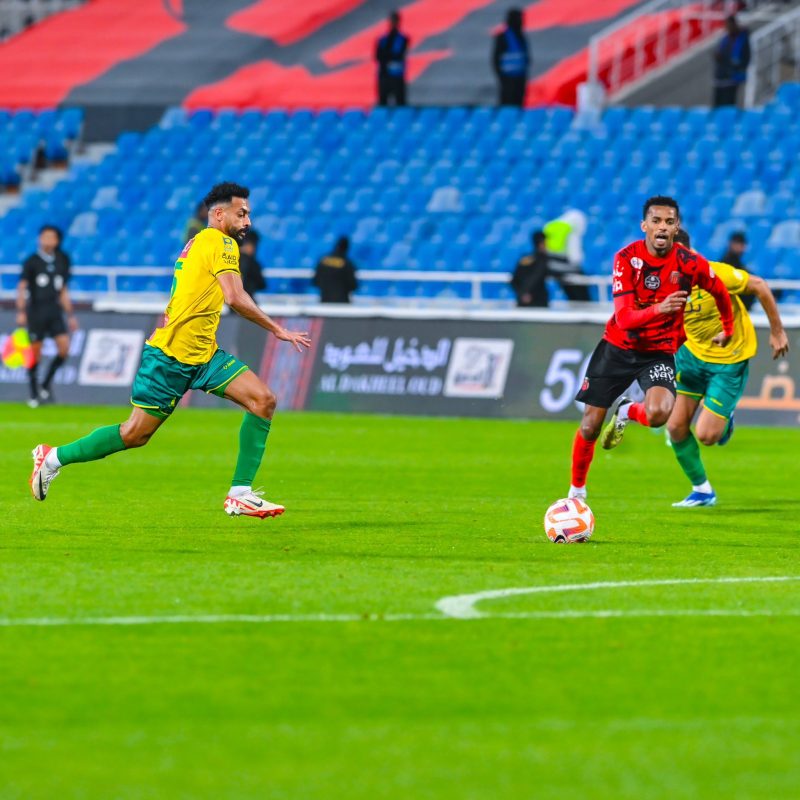 الخليج ضد الرياض - دوري روشن