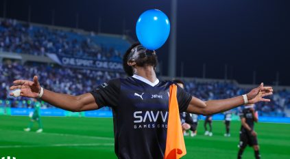 جماهير الهلال تهاجم سمير عثمان بعد انتقاده احتفالية ” بالون” علي البليهي ! .. ماذا قال؟