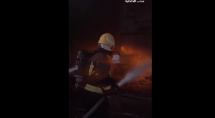 المدني يخمد حريقًا بجدة ويحرر لسان طفلة في الرياض