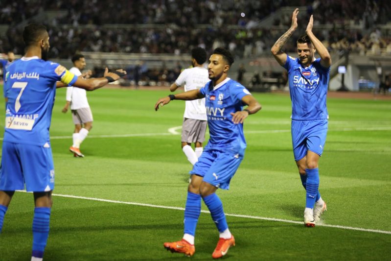 الهلال