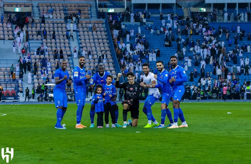 الهلال