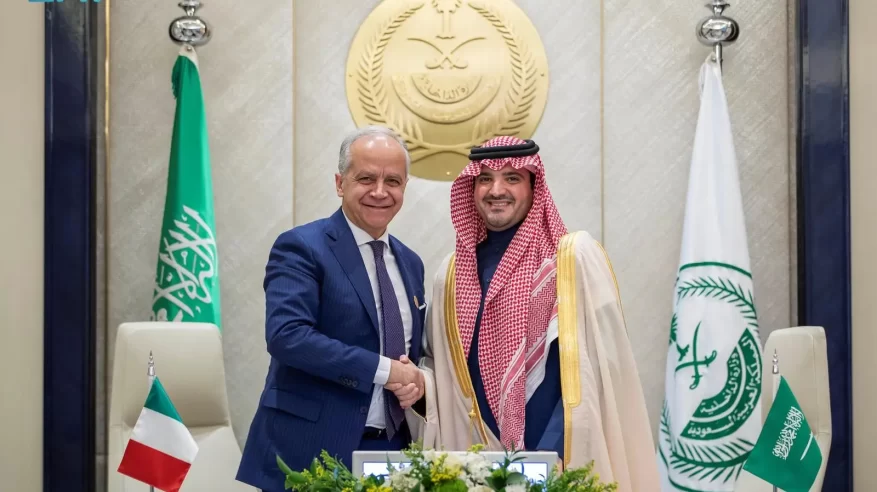 عبدالعزيز بن سعود يعقد جلسة مباحثات رسمية مع نظيره الإيطالي