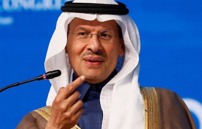 عبدالعزيز بن سلمان: السعودية لديها خطط لزيادة إنتاج النفط