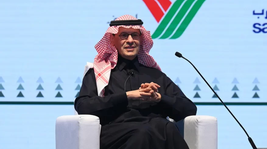 عبدالعزيز بن سلمان: البتروكيماويات موجودة لتبقى