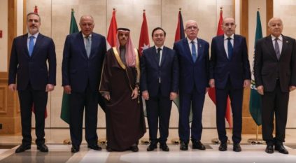 اللجنة الوزارية المكلفة من القمة العربية الإسلامية بشأن غزة تصل كندا