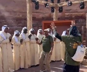 تنظيم مميز لسباق درب العلا‬⁩ وتفاعل مع عروض الفلكلور