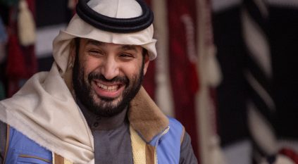 محمد بن سلمان في المخيم الشتوي فخامة وهيبة أينما كان وكيفما كان