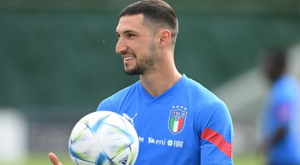 نجم منتخب إيطاليا على رادار الشباب
