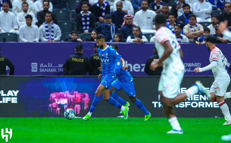 الهلال ضد الرائد