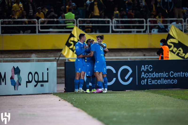 الهلال - ميتروفيتش