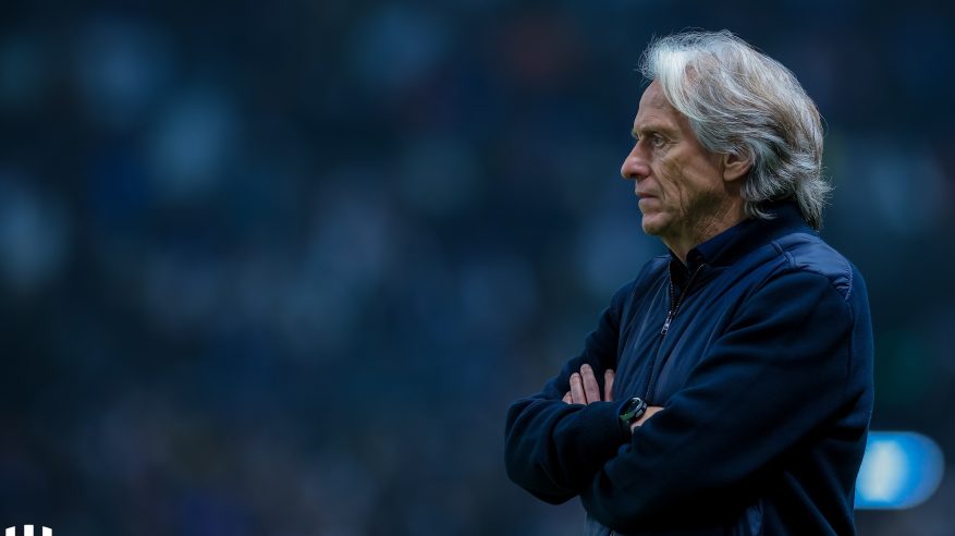 جيسوس يرفض طلب لاعبي الهلال