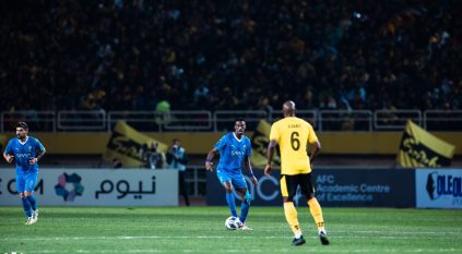 الهلال يتألق على ملعبه ضد الفرق الإيرانية