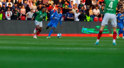 100 مباراة لـ سعود عبدالحميد بقميص الهلال