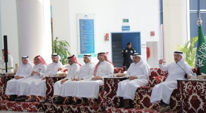 وزير النقل يلتقي أعضاء غرفة مكة وعددًا من المواطنين