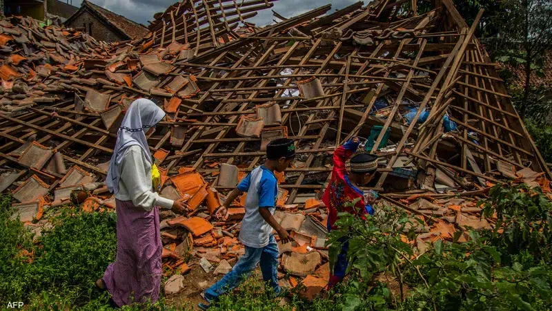 زلزال بقوة 5.8 درجة يضرب سواحل إندونيسيا