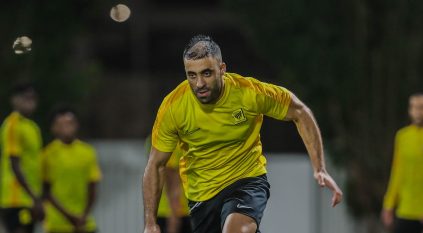 شاهد .. حمدالله يثير غضب جماهير الهلال