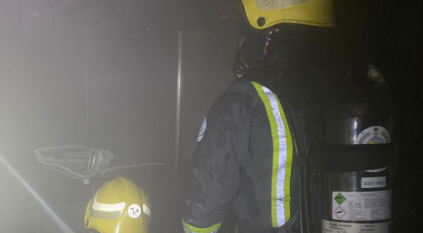 إصابة 3 أشخاص جراء حريق نشب بمطعم في بريدة