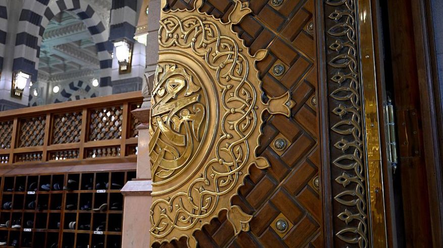 أبواب المسجد النبوي.. تصاميم مميزة تعكس حجم الرعاية والاهتمام