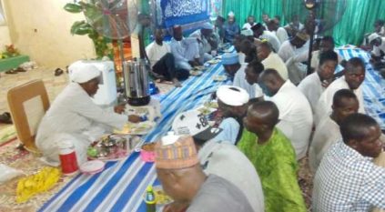 أغرب عادات الدول في رمضان.. ممنوع الإفطار منفردًا في نيجيريا