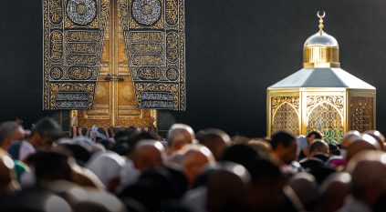 الحج والعمرة: الالتزام بتنظيمات الطواف يعزز انسيابية الحركة وطمأنينة المعتمرين