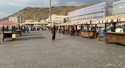 انطلاق السوق الرمضاني في محايل عسير بـ37 بسطة
