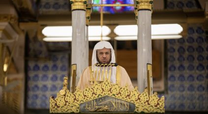 خطيب المسجد النبوي : رمضان قرة شهور العام