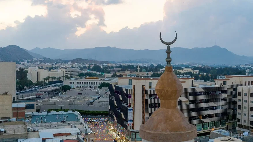 صلاة عيد الفطر في جوامع الطائف تحسبًا للأمطار