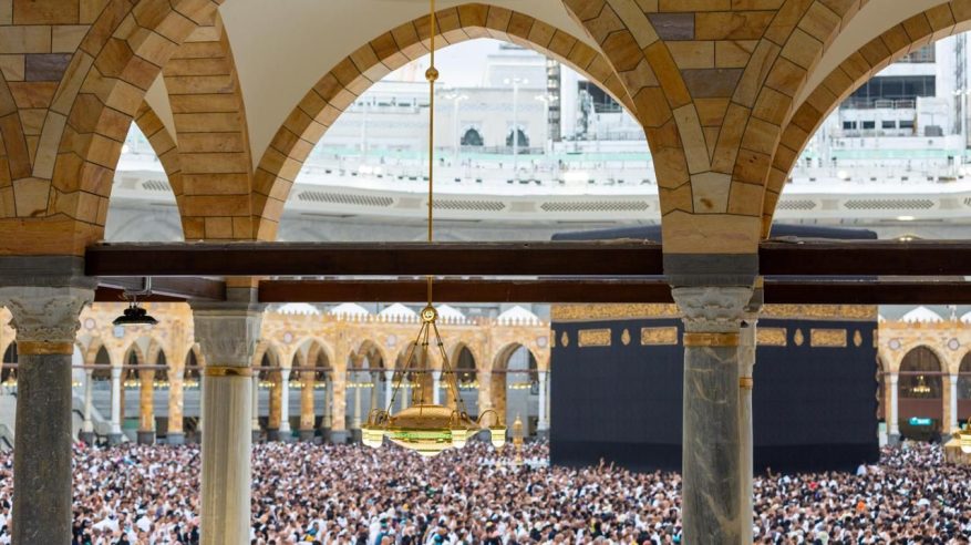 رئاسة الشؤون الدينية لـ القاصدين والزائرين في ليلة ختم القرآن: احذروا التزاحم والتدافع