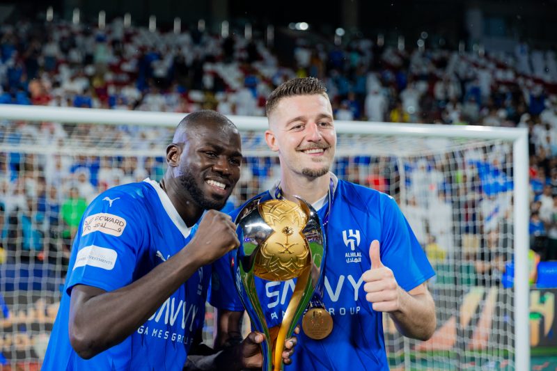 تتويج الهلال بـ كأس الدرعية لـ السوبر السعودي