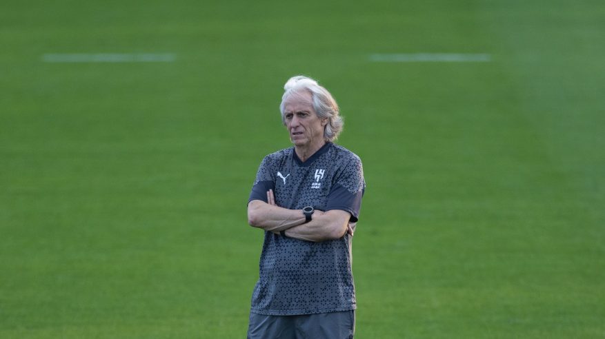 جيسوس يحدد شرطه الوحيد لتجديد العقد مع الهلال