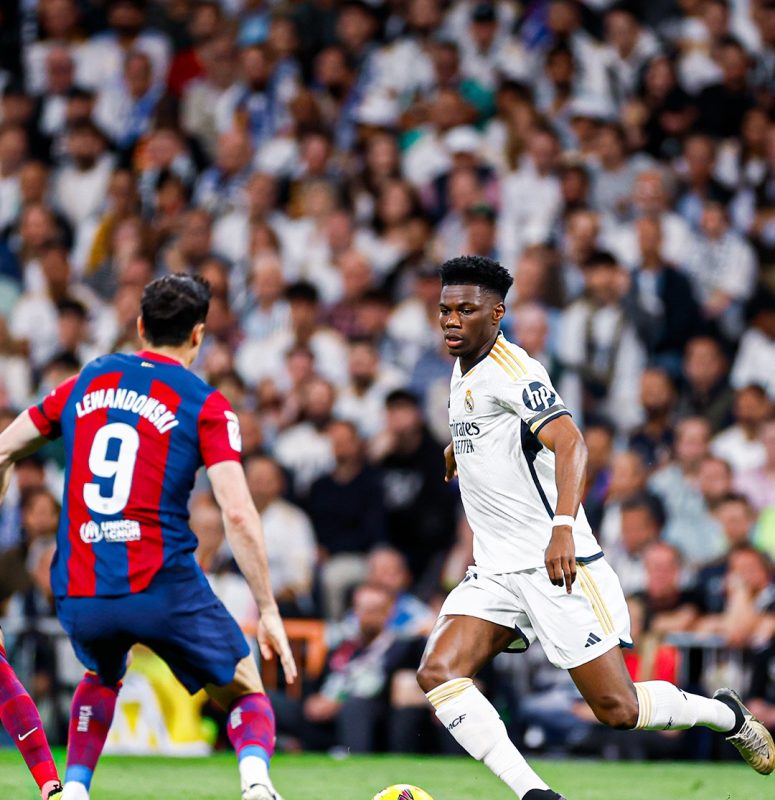 ريال مدريد وبرشلونة - كلاسيكو الأرض - تشواميني