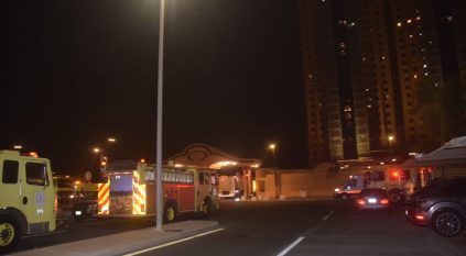 حالات هلع في حريق مرفق خدمات مبنى في جدة