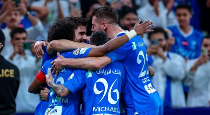 الهلال ينتظر هدية الأخدود للتتويج باللقب