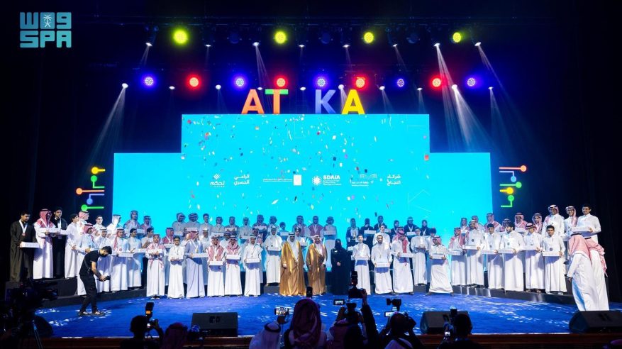 إنجاز يتجدد.. فوز 70 طالبًا وطالبة سعوديين بجوائز “أولمبياد أذكى” في الذكاء الاصطناعي