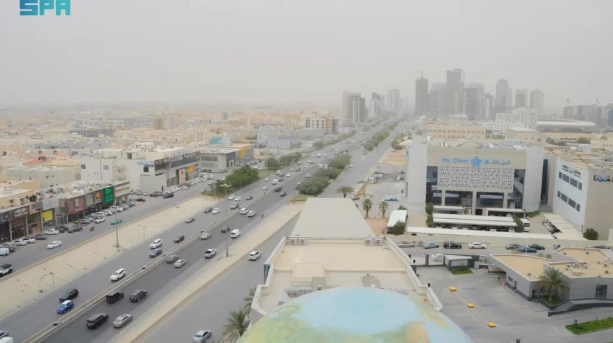 الأرصاد تحذر من تأثر الشرقية والرياض بالأتربة المثارة