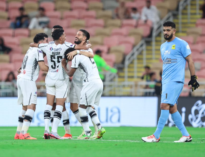 الشباب ضد الاتحاد
