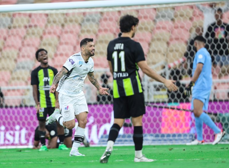 الشباب ضد الاتحاد
