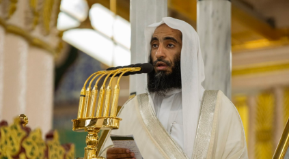 خطيب المسجد النبوي: إياك أن تعود إلى رقّ الأوزار بعد أن صرت حرًا